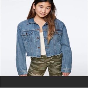 NWT Pink Victoria Secret Oversized Cropped Denim Jacket Blue Sz Medium